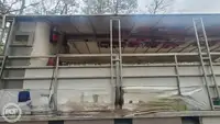 Kapal pesiar untuk dijual