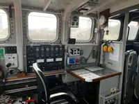 Kapal kru untuk dijual