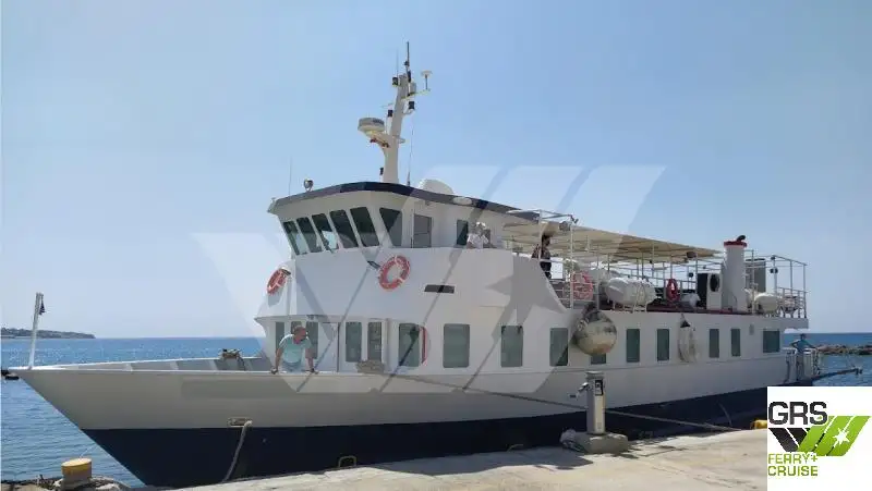 Kapal penumpang untuk dijual