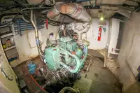 Kapal pengangkut LNG untuk dijual