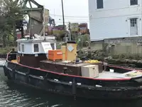 Kapal tunda untuk dijual