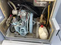 Kapal penelitian untuk dijual