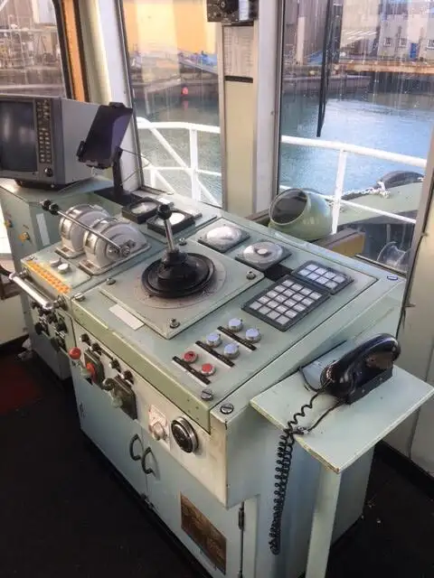 Kapal tunda untuk dijual