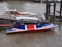 Kapal pesiar untuk dijual