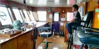 Kapal pendarat, tank untuk dijual