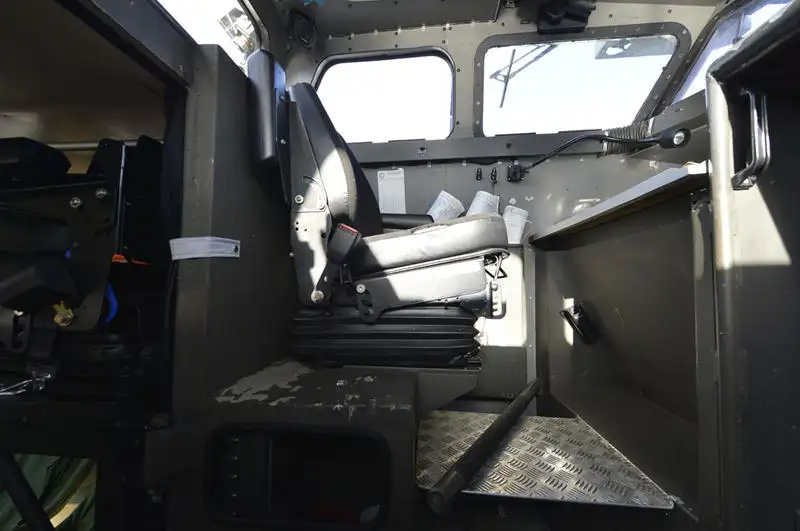 Kapal angkatan laut / militer untuk dijual
