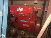 Sekoci penyelamat untuk dijual