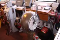 Kapal pesiar untuk dijual