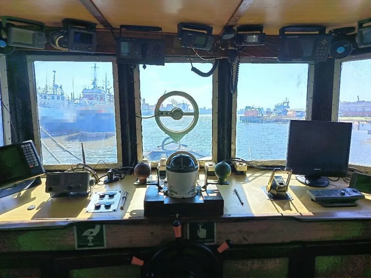 Kapal suplai untuk dijual