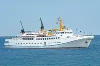 Kapal pesiar untuk dijual