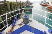 Kapal pengangkut LNG untuk dijual