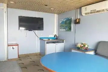 Kapal pesiar untuk dijual