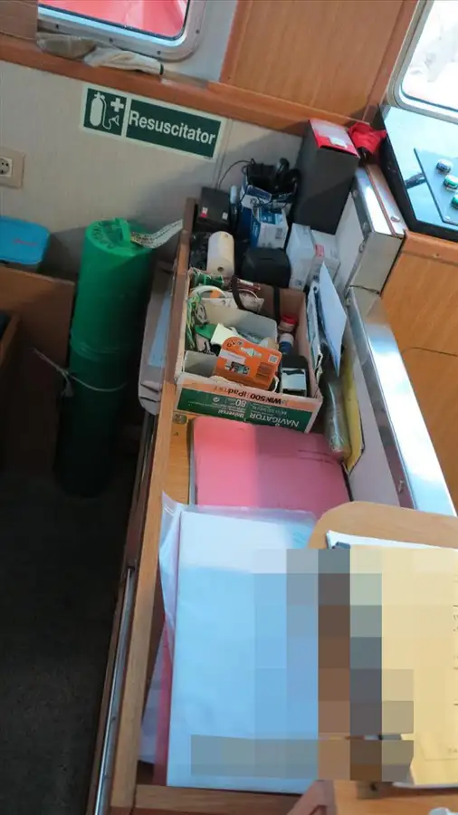 Katamaran untuk dijual