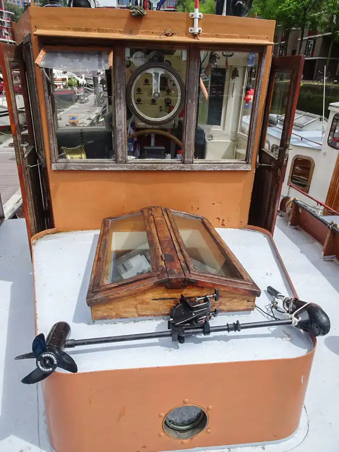 Kapal tunda untuk dijual