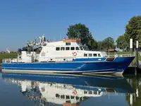 Kapal survei untuk dijual