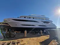 Kapal pesiar untuk dijual