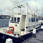 Kapal survei untuk dijual