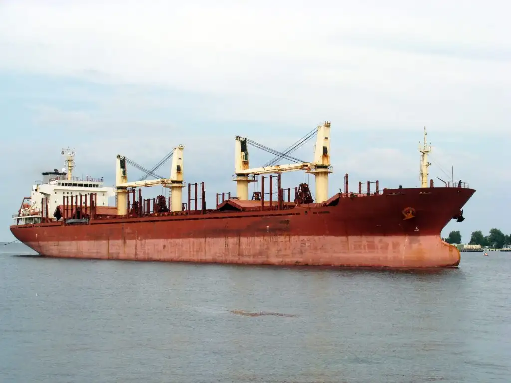 Kapal pengangkut barang curah untuk dijual