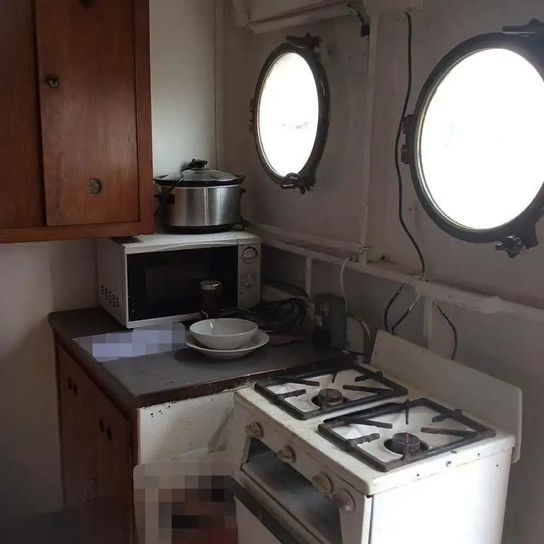 Kapal tunda untuk dijual