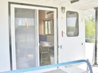 Kapal pesiar untuk dijual
