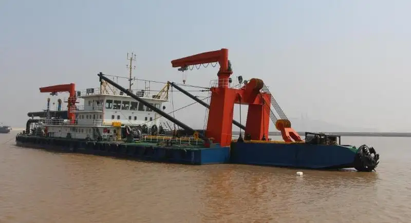 Kapal keruk untuk dijual