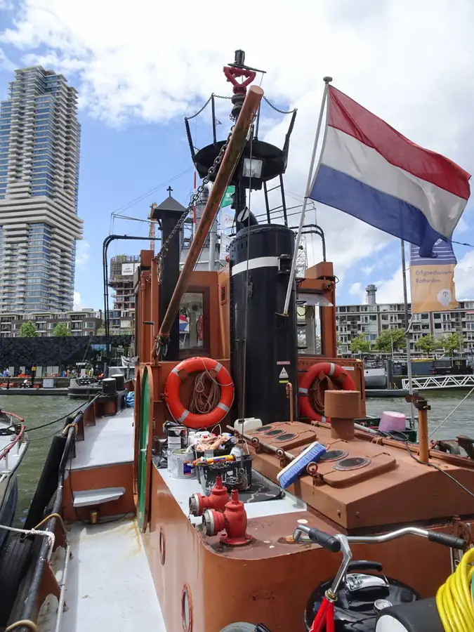 Kapal tunda untuk dijual