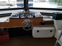 Kapal pesiar untuk dijual