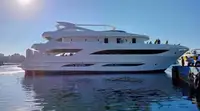 Kapal pesiar dijual