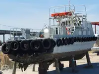 Kapal kru untuk dijual