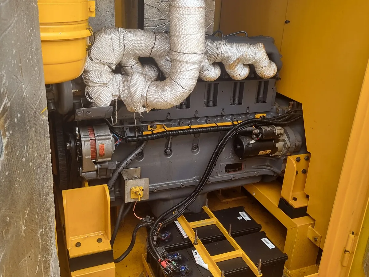 Rig pengeboran lepas pantai untuk dijual