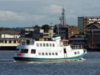 Kapal pesiar untuk dijual