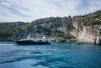 Kapal penumpang untuk dijual