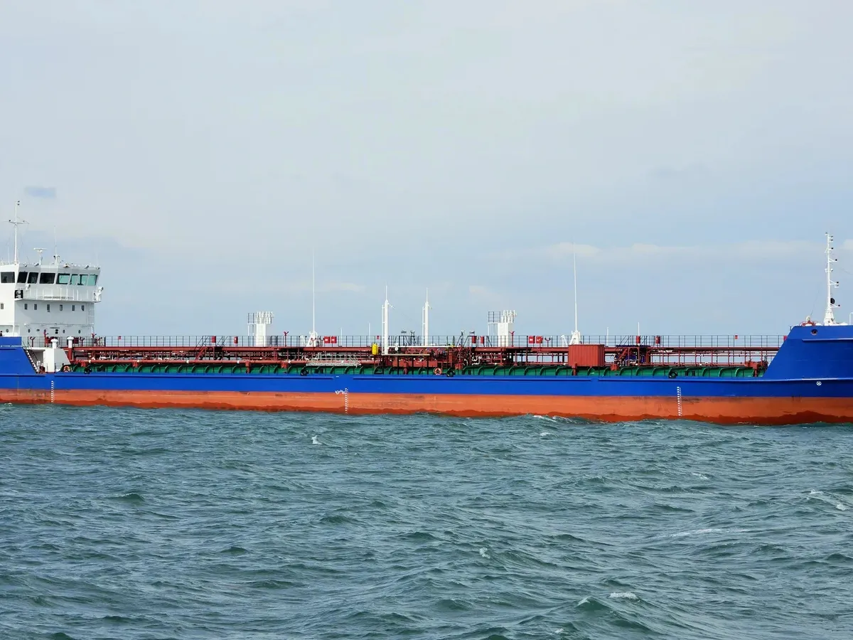 Kapal tanker bahan bakar untuk dijual