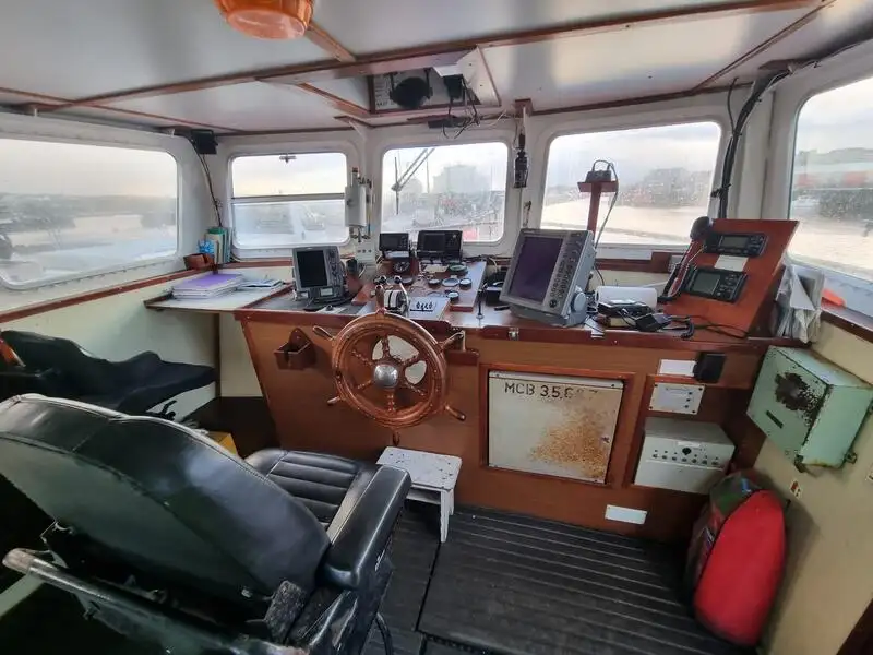 Kapal pesiar untuk dijual