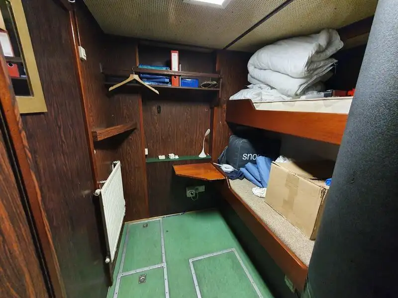 Kapal patroli untuk dijual