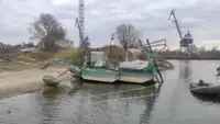 Kapal keruk untuk dijual