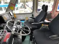 Kapal kru untuk dijual