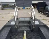 Kapal kontainer untuk dijual