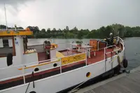 Kapal pesiar untuk dijual