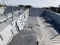 Kapal pendarat, tank untuk dijual