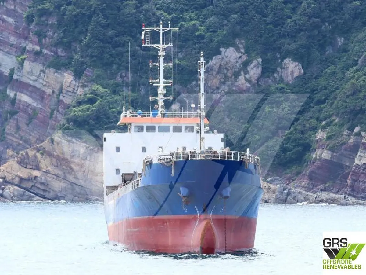 Kapal kargo kering untuk dijual