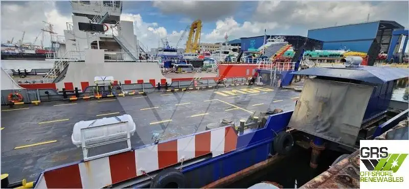 Kapal pendarat, tank untuk dijual