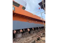 Kapal penumpang untuk dijual