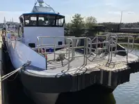 Kapal kontainer untuk dijual