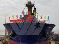 Kapal keruk untuk dijual