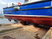 Kapal survei untuk dijual