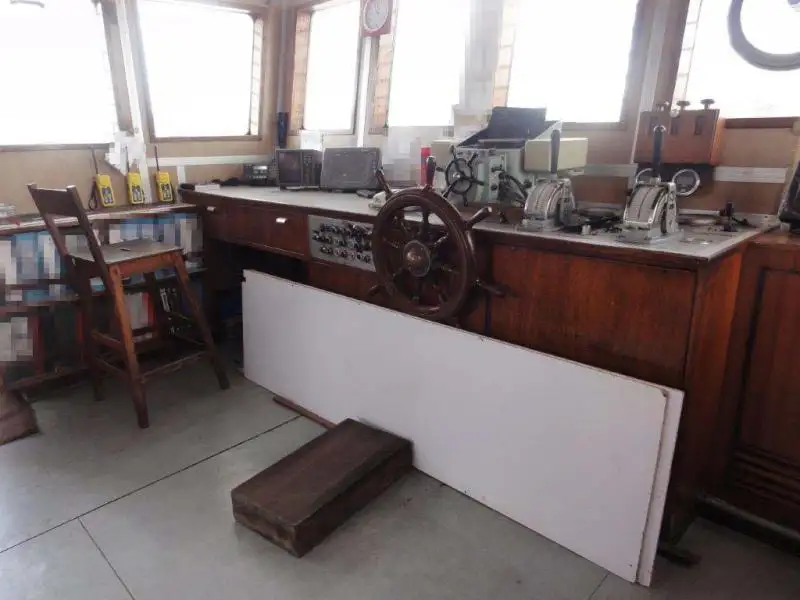 Kapal tunda untuk dijual
