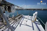 Kapal penelitian untuk dijual