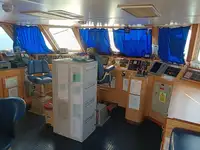 Kapal kru untuk dijual