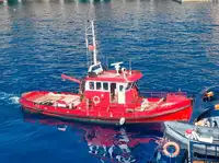 Kapal penarik dijual